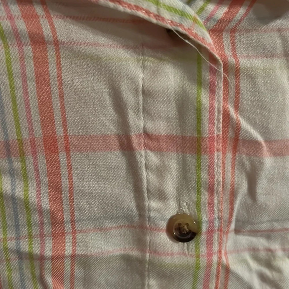 White and Pink Thereabouts Plaid Button Up - Picture 5 of 5